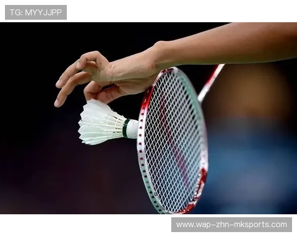 羽毛球反手快挑起攻势，制胜的关键技巧！