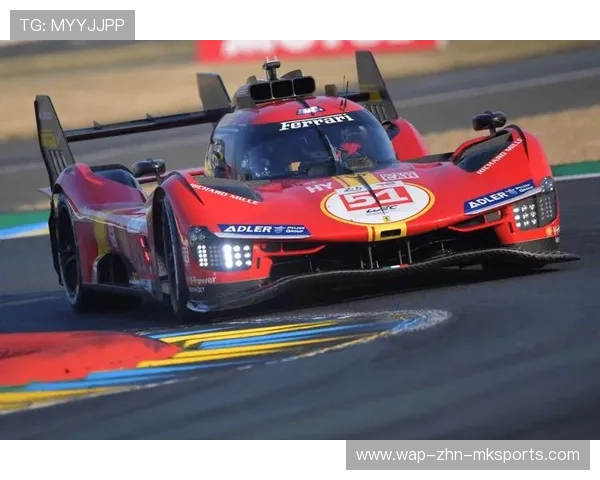 赛车黄旗阶段仍险象环生——激情与危机的交响曲 赛车黄旗阶段仍险象环生——激情与危机的交响曲