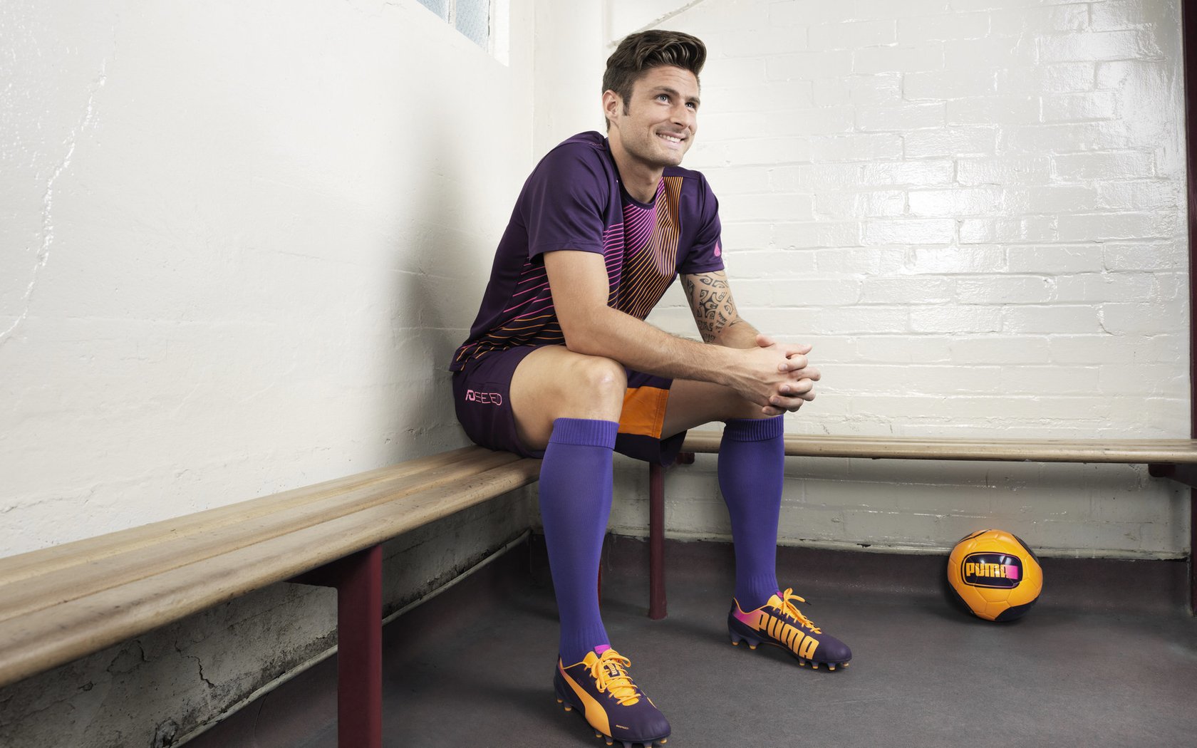 凯琳·科贝特赛后感谢教练团队支持，凯洛琳贝塞特