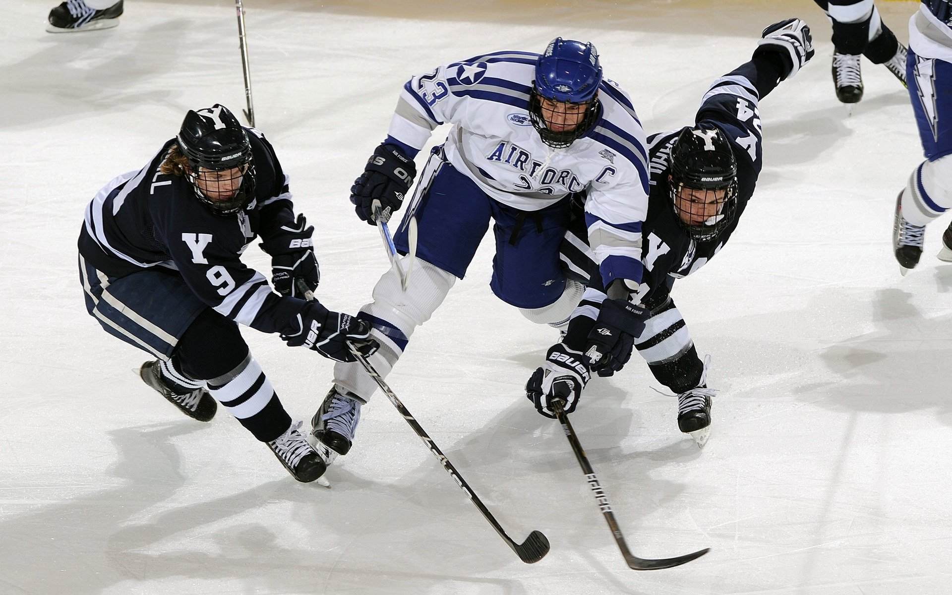 女子200自德国女将表现亮眼,德国女选手
